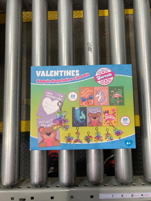 Photo 1 of 30 Pack Valentines Day Gifts for Kids, Glitter Sequin Keychains with Valentines Greeting Cards for Kids, Valentine's Day School Prize Party Favor, Classroom Exchange Gift Set Style 1