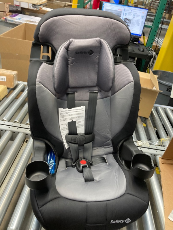 Photo 2 of Safety 1st Grand 2-in-1 Booster Car Seat, Extended Use: Forward-Facing with Harness, 30-65 pounds and Belt-Positioning Booster, 40-120 pounds, High Street