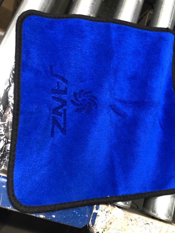 Photo 2 of 800GSM Microfiber Cleaning, Car Detailing Towel Polishing Drying Cloth Super Thick 12" x 16", Blue&Blue