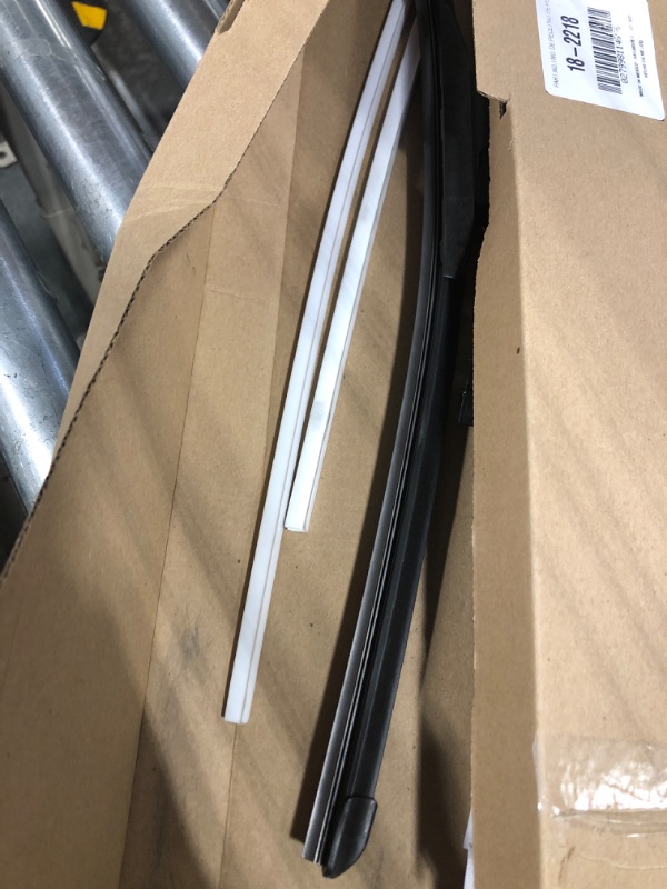 Photo 2 of 26" + 19" 3-HE Wiper Blades,Premium All-Seasons Durable Stable And Quiet OEM Quality J&U hook Front Windshield Wipers (Pack of 2) 26" + 19"(Front wiper blades)