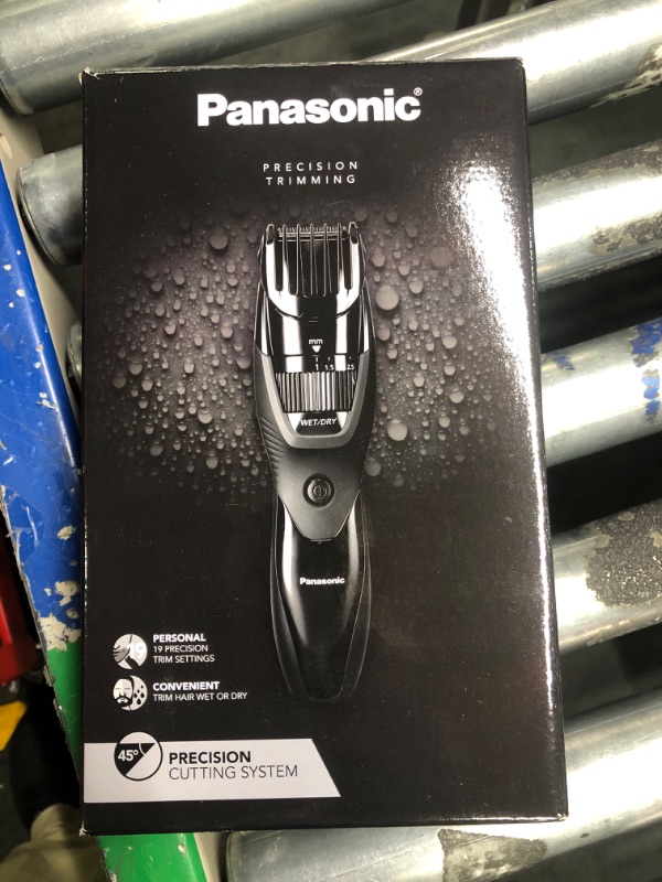 Photo 2 of **USED**FOR PARTS** Panasonic ARC5 Electric Razor for Men with Pop-Up Trimmer, Wet/Dry 5-Blade Electric Shaver with Intelligent Shave Sensor and Multi-Flex Pivoting Head – ES-LV65-S (Silver) LV65 Electric Shaver ******MISSING PARTS*****