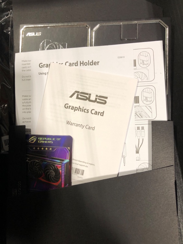 Photo 8 of ASUS ROG Strix NVIDIA GeForce RTX™ 4070 Ti OC Edition Gaming Graphics Card (PCIe 4.0, 12GB GDDR6X, HDMI 2.1a, DisplayPort 1.4a) ROG Strix ROG-STRIX-RTX4070TI-O12G-GAMING