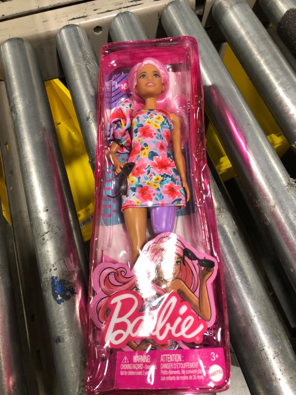 Photo 2 of Barbie Fashionistas Doll with Pink Hair and Prosthetic Leg