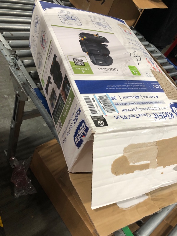 Photo 1 of Chicco KidFit ClearTex Plus 2-in-1 Belt-Positioning Booster Car Seat, Backless and High Back Booster Seat, for Children Aged 4 Years and up and 40-100 lbs. | Obsidian/Black KidFit Plus with ClearTex® No Chemicals Obsidian ***USED**CLAMPS TO SECURE SEAT AR