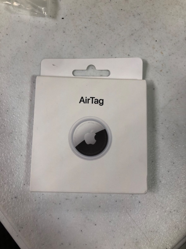 Photo 2 of Apple AirTag *sealed*