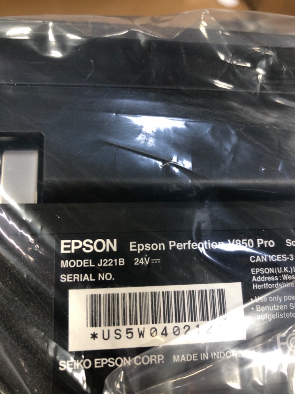 Photo 1 of Epson Perfection V850 Pro Scanne