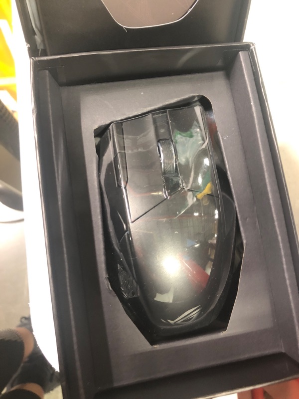 Photo 3 of ASUS ROG Spatha X Wireless Gaming Mouse (Magnetic Charging Stand, 12 Programmable Buttons, 19,000 DPI, Push-fit Hot Swap Switch Sockets, ROG Micro Switches, ROG Paracord and Aura RGB lighting)