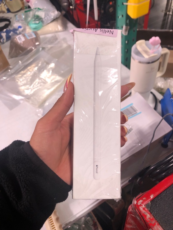 Photo 1 of Apple Pencil (USB-C)