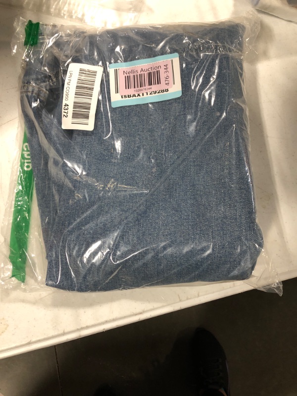 Photo 1 of Levi's Men's 550 Relaxed Fit Jeans (Also Available in Big & Tall) Standard 42W x 32L Clif - Stretch