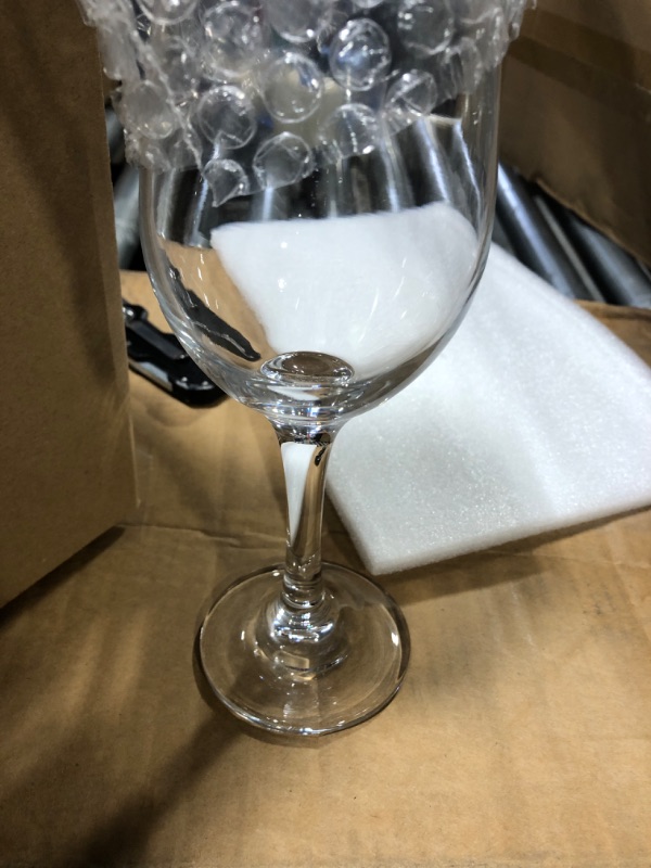 Photo 3 of Red Wine Glasses Set of 6, 19.5 oz Burgundy Wine Glasses for Red or White Wine, Stemmed Wine Glasses, Ideal for Wine Tasting, Anniversary, Wedding - Clear