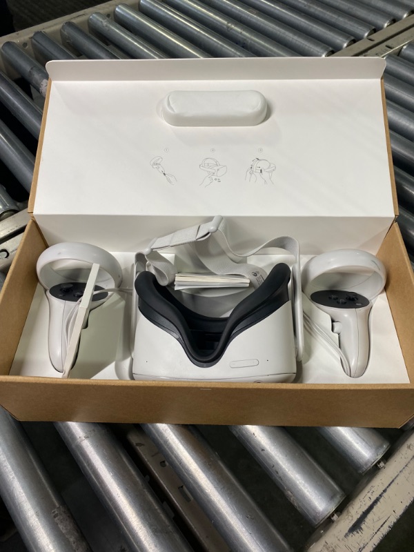 Photo 3 of **PARTS ONLY**Quest 2 — Advanced All-In-One Virtual Reality Headset — 128 GB
