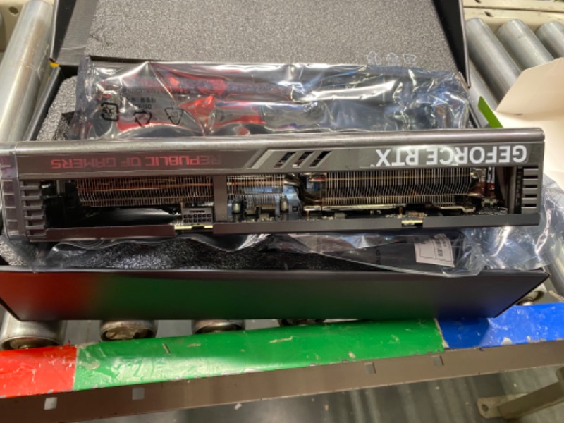 Photo 5 of ASUS ROG Strix GeForce RTX™ 4070 OC Edition Gaming Graphics Card (PCIe 4.0, 12GB GDDR6X, DLSS 3, HDMI 2.1, DisplayPort 1.4a) Overclocking ROG Strix RTX4070|OC