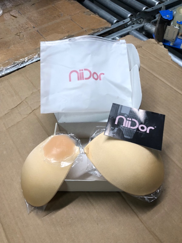Photo 4 of **OPENED BOX NEW MISSING NIPPLE PAD**Niidor Adhesive Bra Strapless Sticky Invisible Push up Silicone Bra for Backless Dress with Nipple Covers