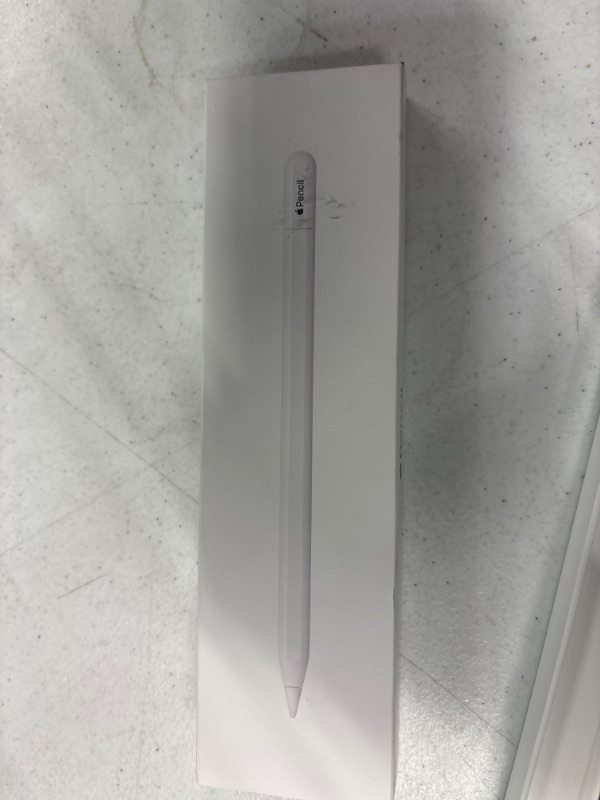 Photo 3 of Apple Pencil (USB-C)