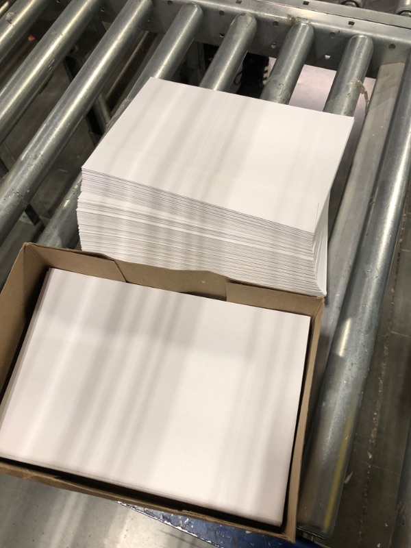 Photo 1 of Columbian 6 x 9 Envelopes, 100/Box, No Window, 6 x 9 Inches, White, Gummed Closure (COLO915)