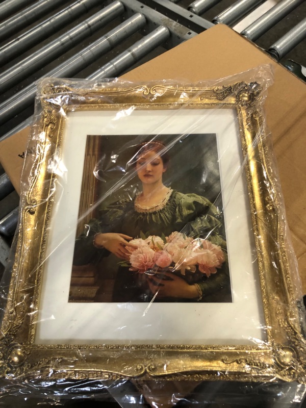 Photo 3 of 11x14 Picture Frame Matted for 8x10 Photo, Vintage Style Poster Frames 11x14, Wall Mounting 11x14 Gold 01