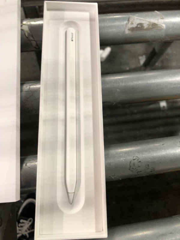 Photo 1 of Apple Pencil (2nd Generation)