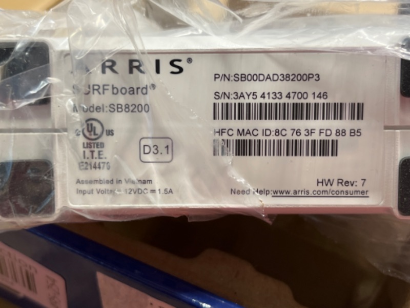 Photo 1 of ARRIS Surfboard | SB8200 DOCSIS 3.1 Modem (1 Gbps Max Internet Speeds) ***USED*** 