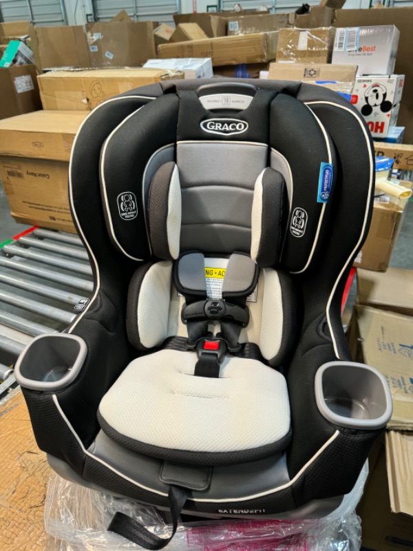 Photo 3 of Graco Extend2Fit Convertible Car Seat, Gotham