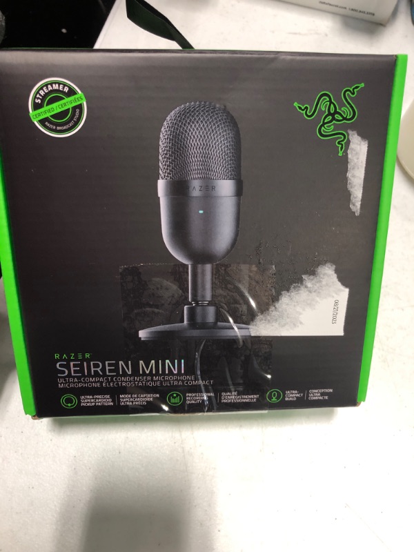 Photo 3 of Razer Seiren Mini USB Condenser Microphone: for Streaming and Gaming on PC - Professional Recording Quality - Precise Supercardioid Pickup Pattern - Tilting Stand - Shock Resistant - Classic Black Classic Black Seiren Mini