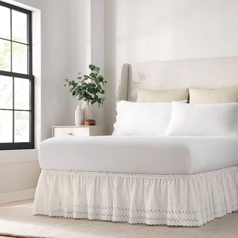Photo 1 of **USED**Eyelet Elastic Bed Skirt, Easy On/Off Dust Ruffle (18 Inch Drop), Queen/King, CREAM COLOR 
