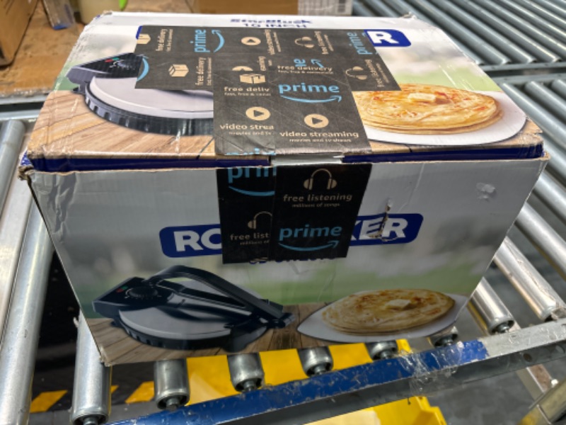 Photo 3 of 10inch Roti Maker by StarBlue with FREE Roti Warmer - The automatic Stainless Steel Non-Stick Electric machine to make Indian style Chapati, Tortilla, Roti AC 110V 50/60Hz 1200W SB-SW2093
