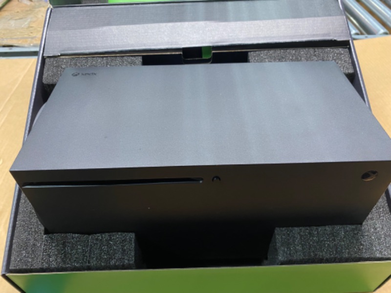 Photo 3 of ***DOES NOT POWER ON*** 

Xbox Series X Console (Renewed)