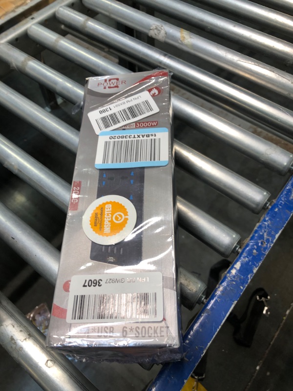 Photo 1 of Universal Power Strip with UK Plug, Jumpso Power Strip with 6 AC Outlets and 4 USB Ports, 110-240v, 3000w, 6Ft, Portable Black Extension Cord for Travel Electrical Equipment UK Plug Black