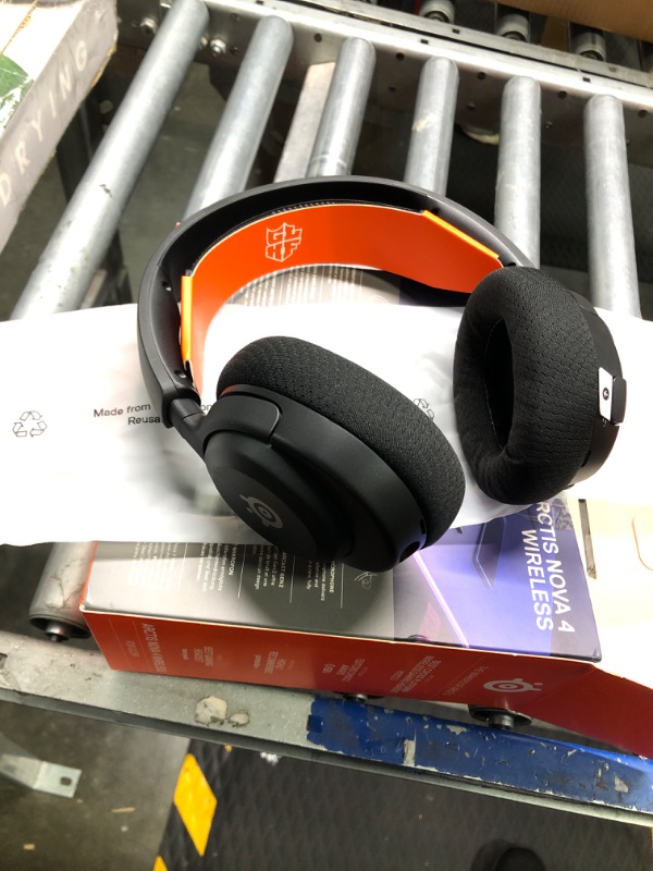 Photo 5 of SteelSeries New Arctis Nova 4 Wireless Multi-Platform Gaming Headset — 360° Spatial Audio— 2.4GHz High-Speed Wireless — 36 Hr Battery — USB-C — ClearCast Gen 2 Mic — PC, Playstation, Switch, Meta Black Nova 4