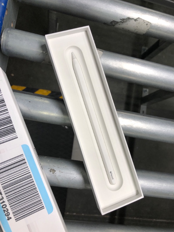 Photo 3 of Apple Pencil (2nd Generation)