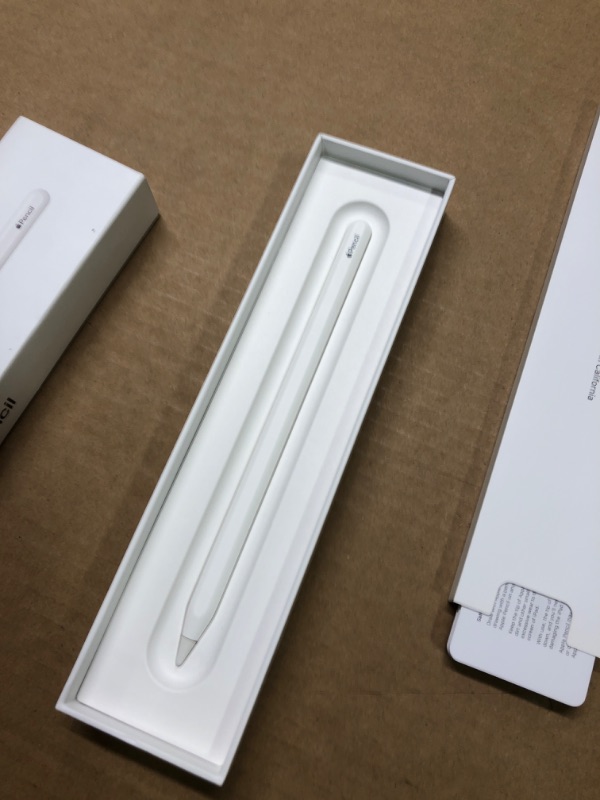 Photo 3 of Apple Pencil (2nd Generation)