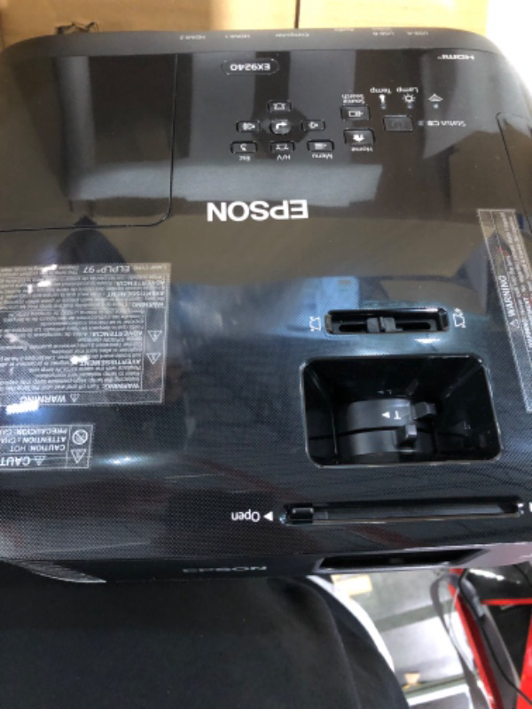 Photo 3 of *MISSING INSTRUCTION MANUAL* Epson Pro EX9240 3-Chip 3LCD Full HD 1080p Wireless Projector, 4,000 Lumens Color Brightness, 4,000 Lumens White Brightness, Miracast, 2 HDMI Ports, Built-in Speaker, 16,000:1 Contrast Ratio ***USED**** 