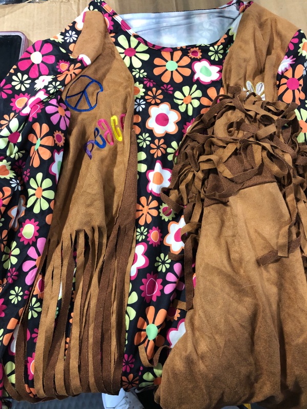 Photo 1 of AOTHSO 8 Piece 70s Women Hippie Costume Peace Sign Earring Necklace Headband Dress Leg Sleeves Tassel Bag for Halloween Disco XX-Large Black