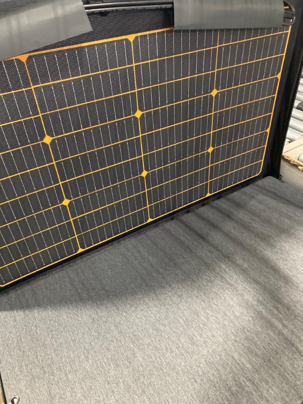 Photo 4 of 240W Foldable Solar Panel with Stand F240