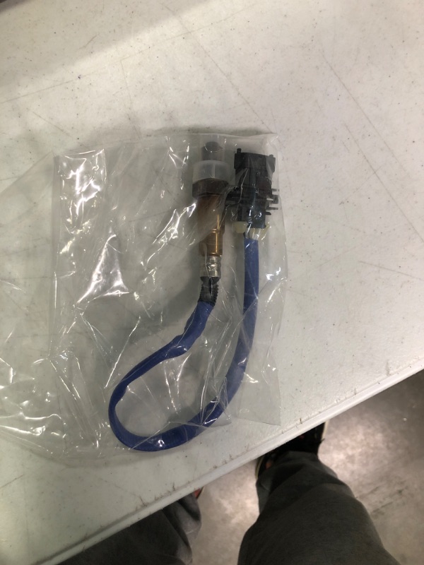 Photo 1 of 234-4529 213-4764 O 2 Sensor Upstream for:-Ford, for:-Buick Encore 13-21, for:-Cadillac ELR 14-16 & for:-Chevrolet Cruze 11-15, Sonic 12-20, Trax 13-21, Volt 11-15