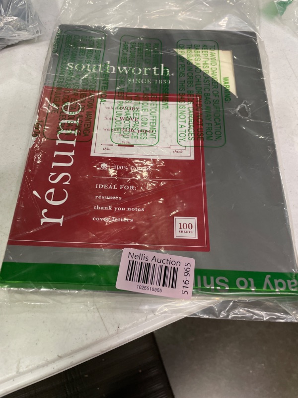 Photo 2 of Southworth Resume Paper, 8.5" x 11", 24 lb., Wove-Finish, Ivory, 100 Sheets/Box (R14ICF)