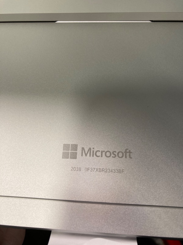 Photo 8 of Microsoft Surface Pro 9 13" Touch-Screen Intel Core i5-16GB Memory - 256GB SSD Platinum