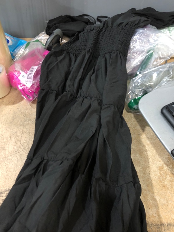Photo 1 of Medium black dress 