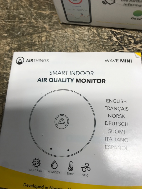 Photo 3 of Airthings-292 Wave Mini - Indoor Air Quality - Chemicals (TVOCs), Humidity, Temperature 20 x 30 x 1       s/n 2920177607