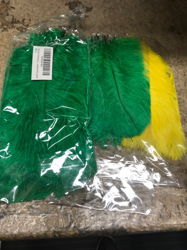 Photo 1 of 30 PCS SHORT FEATHERS YELLOW GREEN 