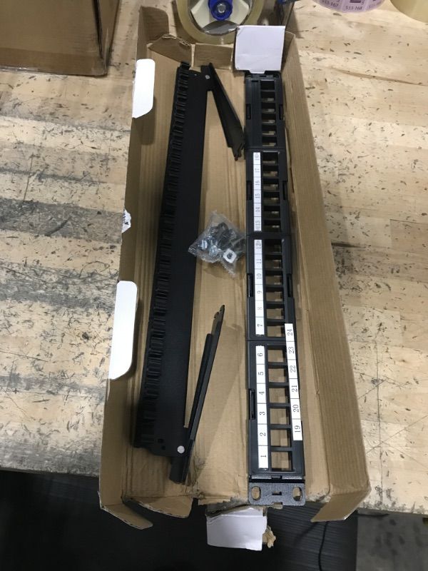 Photo 1 of 24 ports UTP blank patch panel 19" 1u