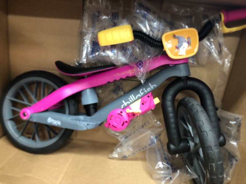 Photo 3 of Chillafish BMXie Moto 12" Kids' Balance Bike
