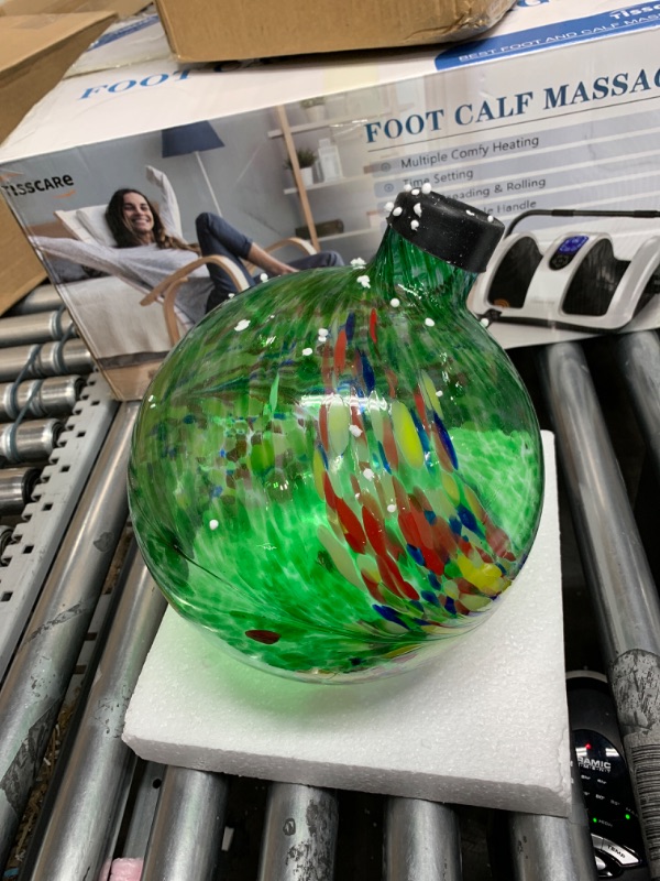 Photo 1 of Sunnydaze 10-Inch Glass Outdoor Gazing Globe - Reflective Ball Yard Ornament for Patio or Lawn - Green Artistic Green Artistic 11026541917
LPNPMCO9027511