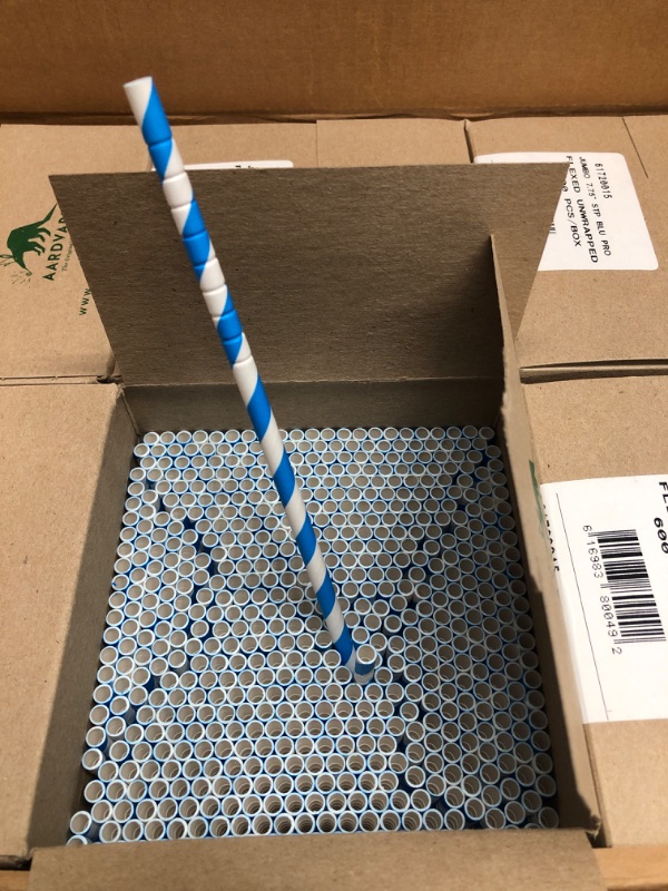 Photo 2 of 8 boxes for Paper straws 600 each box Blue 