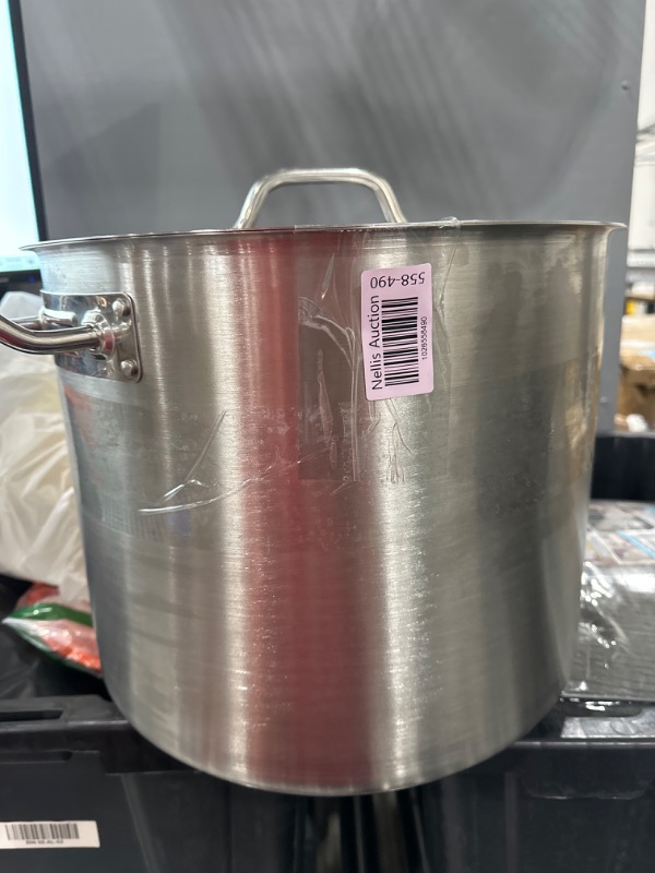 Photo 2 of ***USED - DENTED - SCRAPED - NO PACKAGING***
Update International 32 Qt Induction Ready Stainless Steel Stock Pot W/Cover