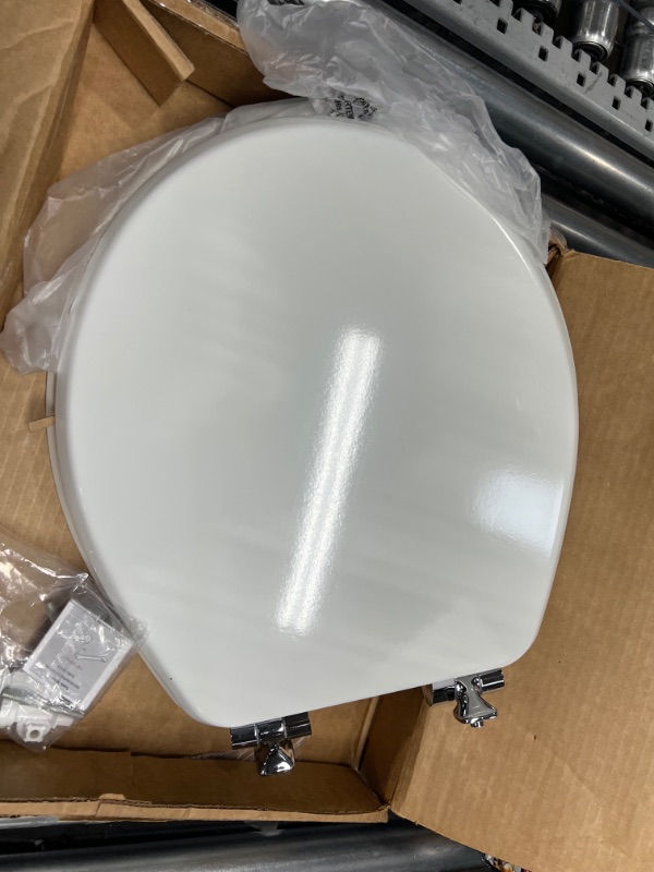 Photo 3 of Bemis 1500TTT 000 Toilet Seat will Never Loosen and Provide the Perfect Fit, ELONGATED, White 1 Pack Elongated White