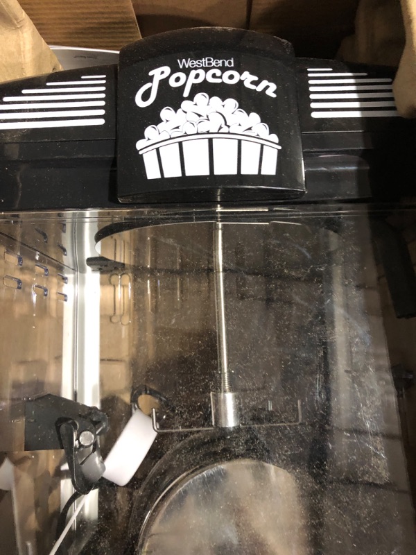 Photo 2 of * used * see images *
West Bend 82515b Theater Style Hot Popcorn Popper Machine with Nonstick Kettle I