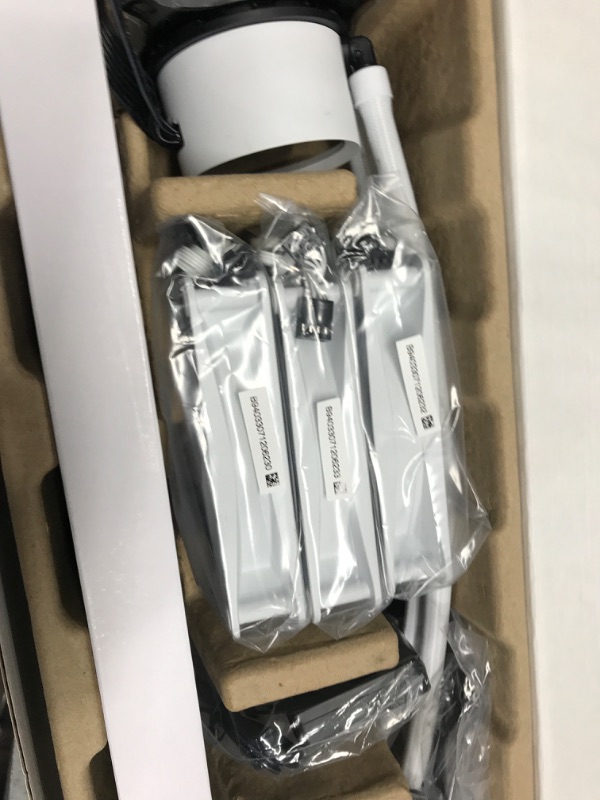 Photo 1 of NZXT Kraken 360 RGB - 360mm AIO CPU Liquid Cooler - Customizable 1.54"" Square LCD Display for Images, Performance Metrics and More - High-Performance Pump - 3 x F120 RGB Core Fans - White 360mm Kraken RGB White