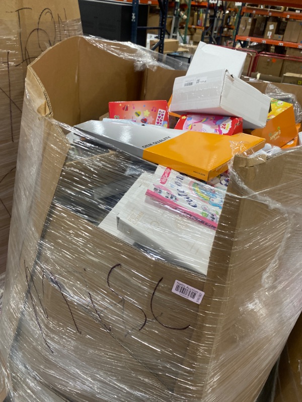 Photo 1 of Nellis Big Box: A Variety of Mixed Items (AS-IS/NR)