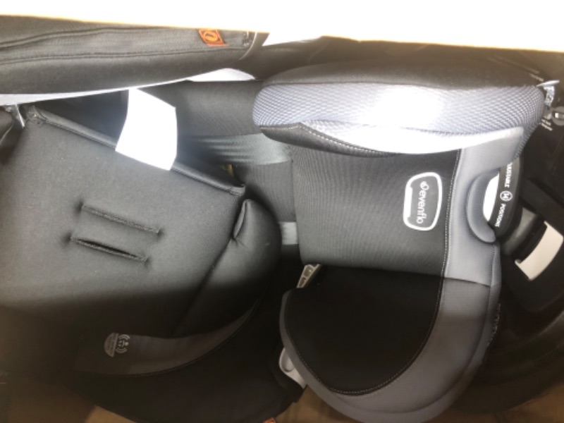 Photo 1 of Evenflo Revolve 360 Extend All-in-One Rotational Car Seat with Quick Clean Cover (Revere Gray)